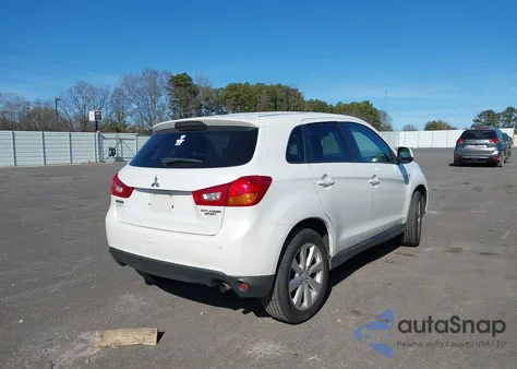 2014 Mitsubishi Outlander Sport Es z USA, uszkodzony, nr VIN 4A4AP3AU6EE013602